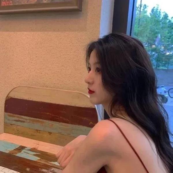 爱在她乡